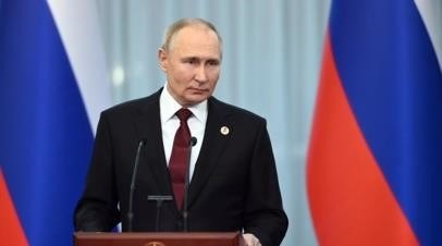  Путин поблагодарил Генпрокуратуру РФ за соблюдение законности 