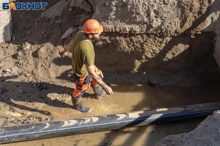 Список пострадавших адресов в Волгограде на июльС 12 июня по июль в нескольких микрорайонах Волгограда будут наблюдаться перебои с горячим водоснабжением. Ниже приведен подробный обзор адресов, которые будут затронуты: